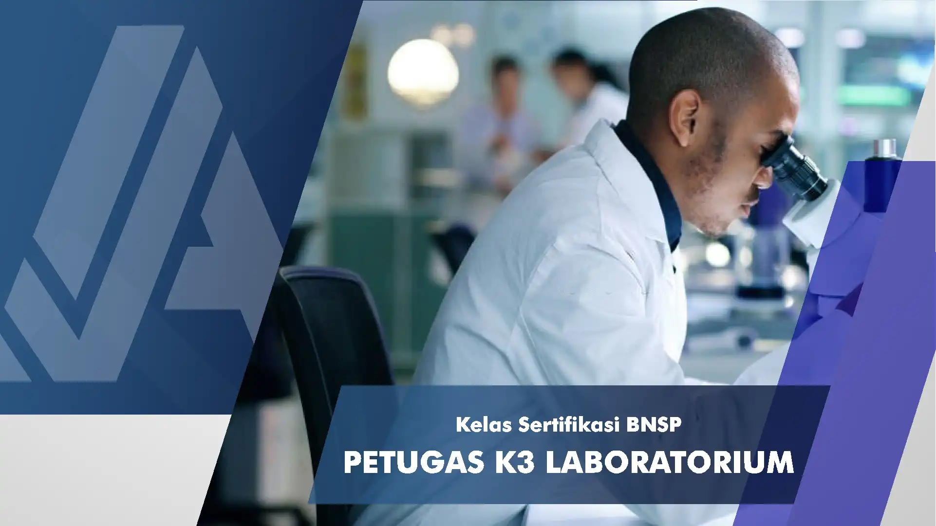 Petugas K3 Laboratorium